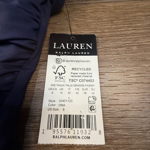 Lauren Ralph Lauren Beach Club Solid Underwire Tankini Top, Navy, Size 8, NWT - Picture 2 of 12